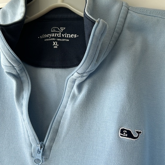 BoysVineyard Vines quarter zip sweater light blue. Size XL (20) - Picture 2 of 6